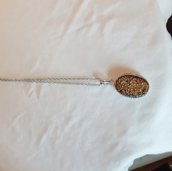 Amber color druzy necklace - Picture 2 of 4